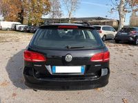 Usata VW Passat 105 CV (77 kW) 2012 Nero Station wagon