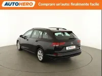 Usata VW Golf VIII Life 131 CV (96 kW) 2021 Nero Station wagon