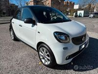 Usata Smart ForFour 70 CV (51 kW) 2017 Bianco Utilitaria