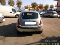 Usata Lancia Ypsilon 80 CV (58 kW) 2006 Grigio Utilitaria