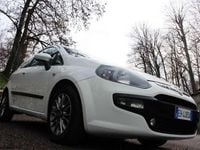 Usata Fiat Punto Evo Dynamic 75 CV (55 kW) 2011 Bianco divino Utilitaria