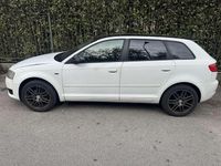 Usata Audi A3 Ambiente 105 CV (77 kW) 2009 Bianco Utilitaria