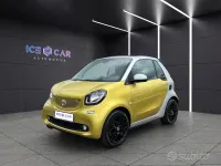 Usado Smart ForTwo Cabrio Passion 71 CV (52 kW) 2016 Amarillo Descapotable