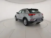 Usata VW T-Roc Life 116 CV (85 kW) 2025 Pyrit silver metallizzato nero SUV