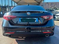 Usata Alfa Romeo Giulia 150 CV (110 kW) 2018 Nero Berlina