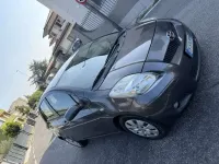 Usata Toyota Yaris 101 CV (74 kW) 2009 Nero Utilitaria