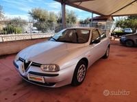Usata Alfa Romeo 156 Distinctive 120 CV (88 kW) 2000 Grigio Berlina