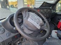 Usata Iveco Daily 125 CV (91 kW) 2004 Bianco