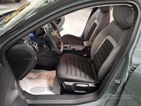 Nuova Citroën C4 PureTech 131 CV (96 kW) 2025 Verde SUV