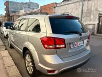 Usata Fiat Freemont 170 CV (125 kW) 2013 Grigio SUV