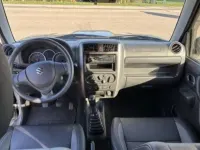 Usata Suzuki Jimny 84 CV (61 kW) 2016 Argento SUV