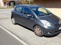 Usata Toyota Yaris 90 CV (66 kW) 2009 Grigio Utilitaria