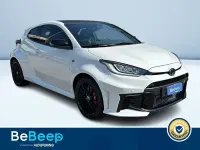 Usata Toyota Yaris 280 CV (205 kW) 2024 Bianco pastello Utilitaria