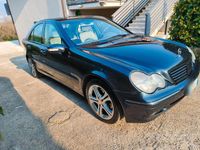 Usata Mercedes C220 2003 Blu Berlina