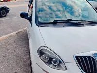 Usata Lancia Musa 69 CV (50 kW) 2011 Bianco Monovolume