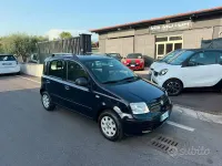 Usata Fiat Panda Dynamic 69 CV (50 kW) 2011 Bluazzurro Utilitaria