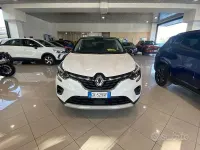 Usata Renault Captur 92 CV (67 kW) 2022 Bianco SUV