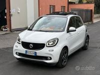 Usata Smart ForFour Prime 70 CV (51 kW) 2015 Bianco Utilitaria
