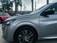 Usata Peugeot 208 Allure 75 CV (55 kW) 2022 Argento Utilitaria