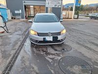 Usata VW Passat 140 CV (102 kW) 2012 Grigio Station wagon