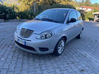 Usata Lancia Ypsilon 77 CV (56 kW) 2011 Argento Utilitaria