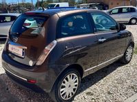 Usata Lancia Ypsilon 60 CV (44 kW) 2010 Marrone Utilitaria