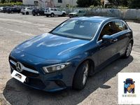 Usata Mercedes A180 Premium 136 CV (100 kW) 2019 Blu Berlina