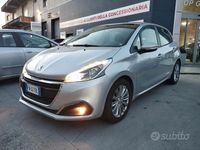 Usata Peugeot 208 Active 82 CV (60 kW) 2018 Grigio Utilitaria