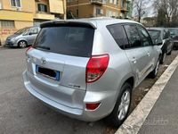 usata Toyota RAV4 2.0i 16V cat 5 porte