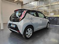 usata Toyota Aygo x 1.0 69 cv automatica