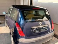 Usata Lancia Ypsilon 60 CV (44 kW) 2005 Blu Utilitaria