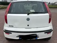 Usata Fiat Punto Classica 80 CV (58 kW) 2007 Bianco Utilitaria