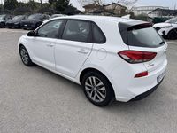Usata Hyundai i30 110 CV (80 kW) 2017 Bianco Utilitaria