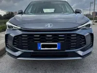Usata MG ZS 102 CV (75 kW) 2025 Grigio SUV