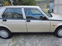 Usata Alfa Romeo 75 120 CV (88 kW) 1989 Grigio Berlina