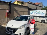 Usata Peugeot 208 Active 82 CV (60 kW) 2013 Bianco Utilitaria