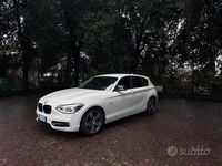 Usata BMW 118 Sport Line 150 CV (110 kW) 2015 Bianco Utilitaria