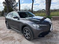 Second-hand Alfa Romeo Stelvio Executive 210 CP (154 kW) 2019 Gri SUV