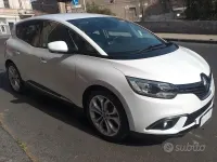 Usata Renault Scénic Zen 110 CV (80 kW) 2017 Bianco Monovolume