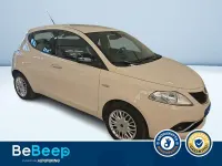 Usata Lancia Ypsilon Gold 69 CV (50 kW) 2018 Beige metallizzato Utilitaria
