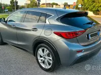 Usata Infiniti Q30 109 CV (80 kW) 2017 Grigio Utilitaria