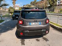 Usata Jeep Renegade Limited 140 CV (102 kW) 2015 Grigio SUV