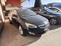 Usata Opel Astra Cosmo 110 CV (80 kW) 2011 Nera Station wagon