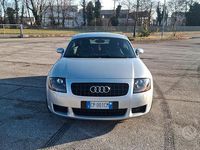 Usata Audi TT Ambiente 179 CV (131 kW) 2004 Grigio Coupé