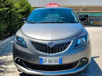 Usata Lancia Ypsilon Gold 69 CV (50 kW) 2023 Grigio Utilitaria