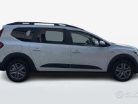Usata Dacia Jogger Expression 101 CV (74 kW) 2023 Bianco Monovolume
