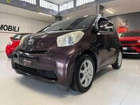 Usata Toyota iQ Sol 68 CV (50 kW) 2009 Viola (originale) Utilitaria