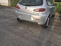 Usata Alfa Romeo 147 105 CV (77 kW) 2008 Grigio Utilitaria