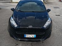 Usata Ford Fiesta ST-Line 68 CV (50 kW) 2017 Nero Utilitaria