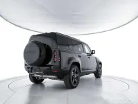 Nuova Land Rover Defender 300 CV (220 kW) 2026 Nero SUV